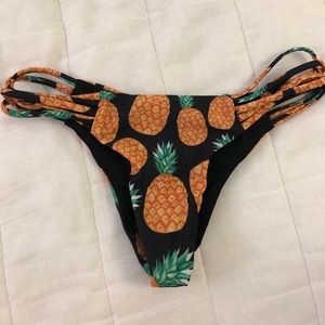 Pineapple bottoms